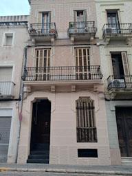 ESGRAFIATS CARRER D´ARGENTONA MATARO 
