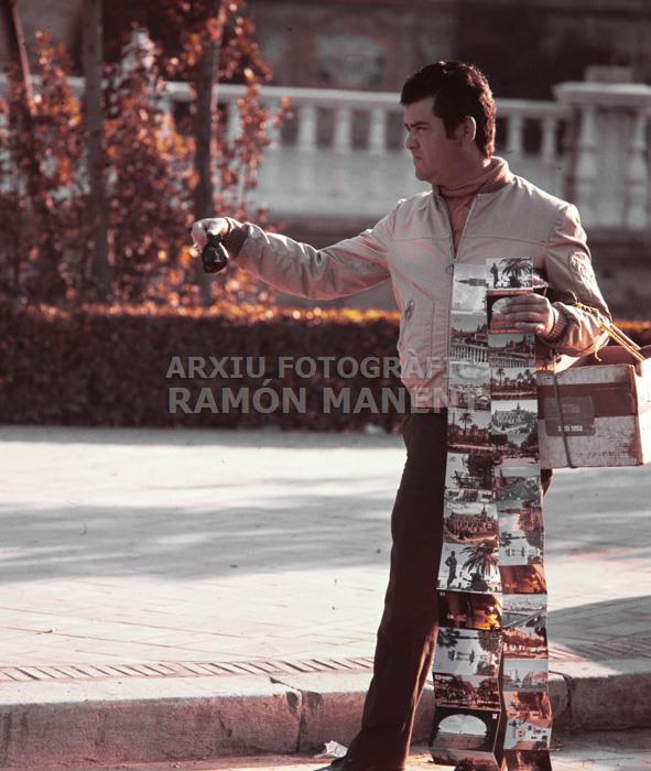 PLAÇA ESPAÑA TURISTES