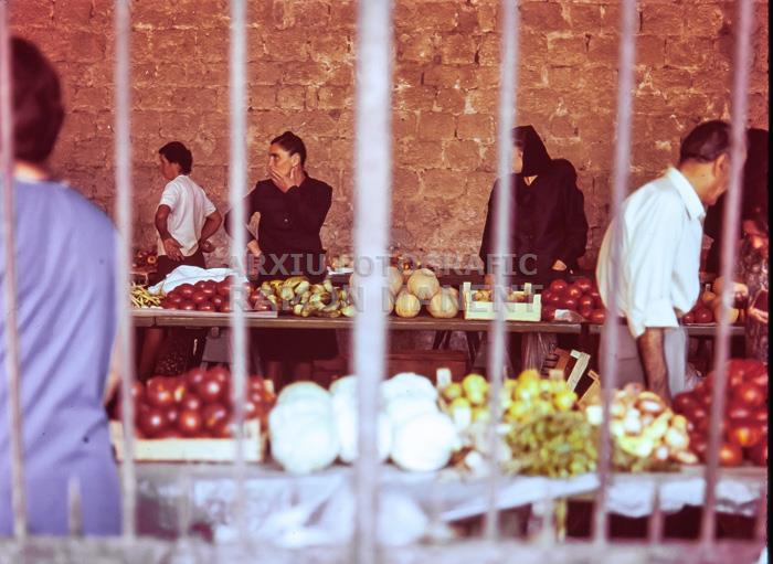 KOTOR MERCAT 
MONTENEGRO