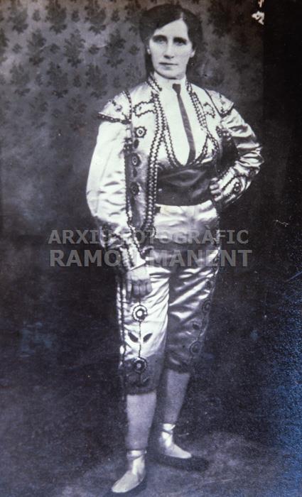 PAULETA PAMIES 
I M H C B