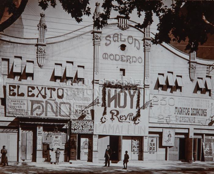 SALON MODERNO INICIS S XX 
C P