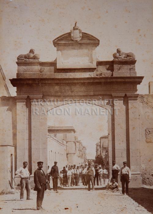 ENTRADA FÀBRICA INICIS S XX 
C P