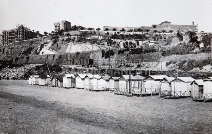 PLATJA DE TARRAGONA CASETES DE BANY INICIS S XX 
C P