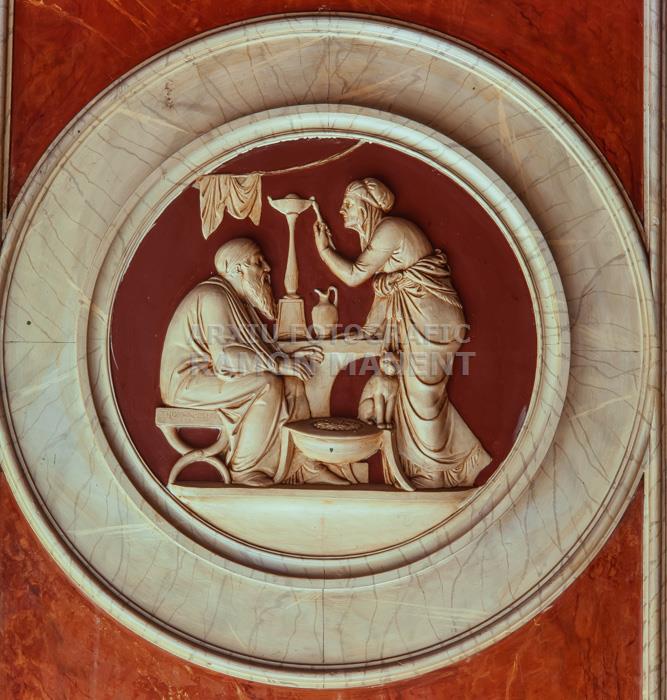 PALAUET CASADES MEDALLONS PATI SEU COL LEGI D`ADVOCATS