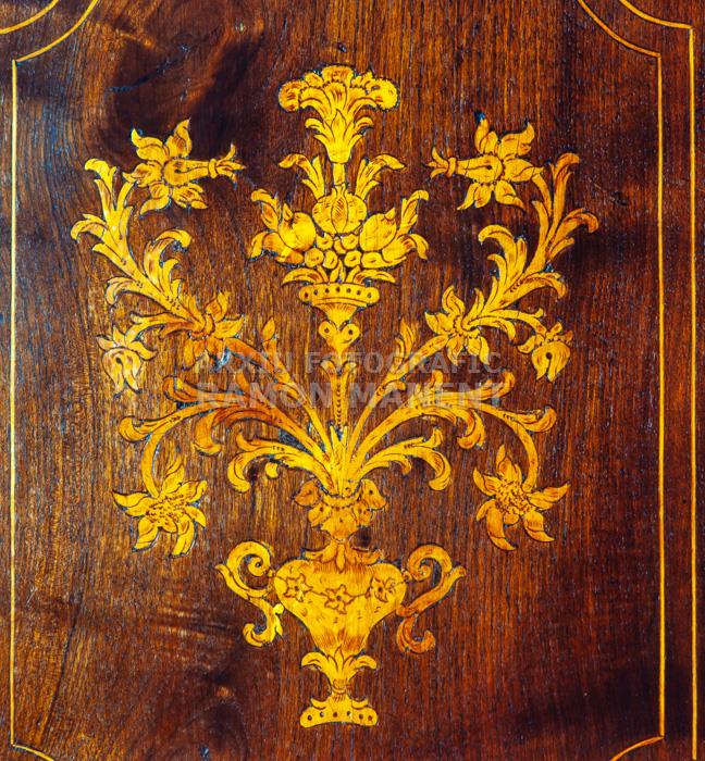 CALAIXERA AMB ARMARI S XVII 
C P