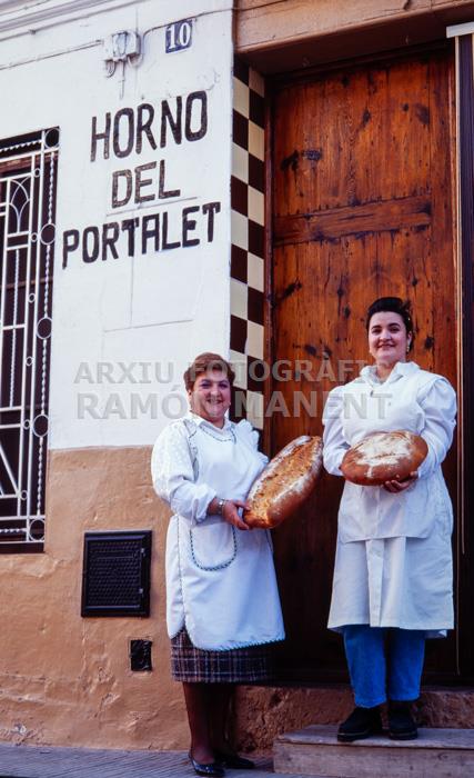 FORN DE PA A FOIOS (VALENCIA)