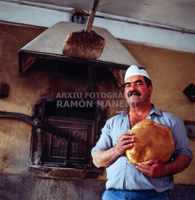 FORN DE PA A SANTO TOME DE ZABARCOS (AVILA)