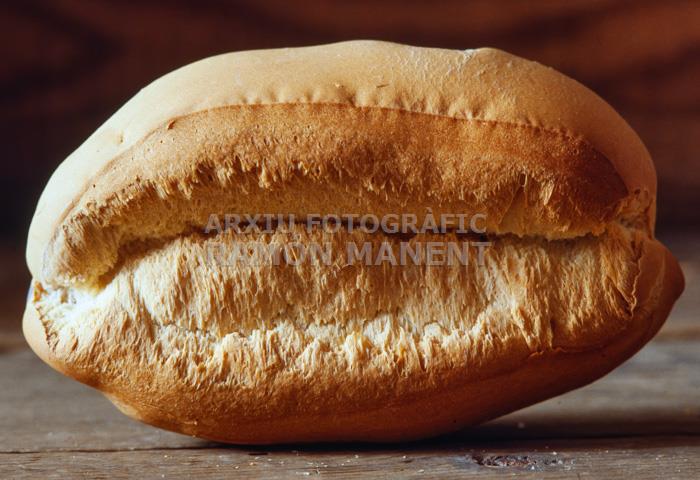 FORN DE PA A VILLARRUBIAS (SALAMANCA)
LLONGUET