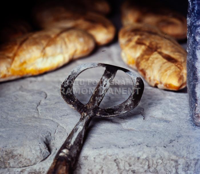 FORN DE PA A LARRIMBE (ALABA)
PALA DE FORN