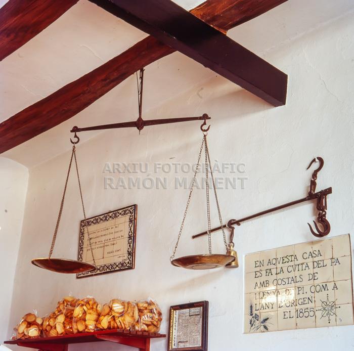 FORN DE PA ARGENTONA