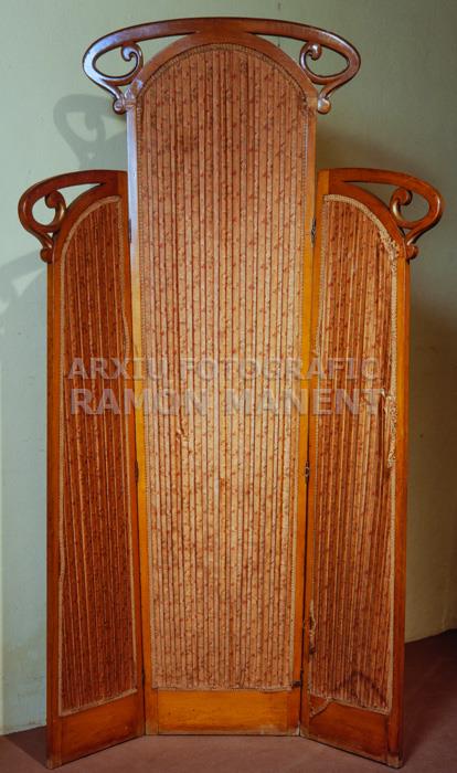 BIOMBO O PARAVENT MODERNISTA 
C P