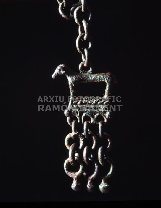 PENJOLL IBÈRIC NECRÒPOLIS DE MIANES 
MUSEU DEL MONTSIÀ