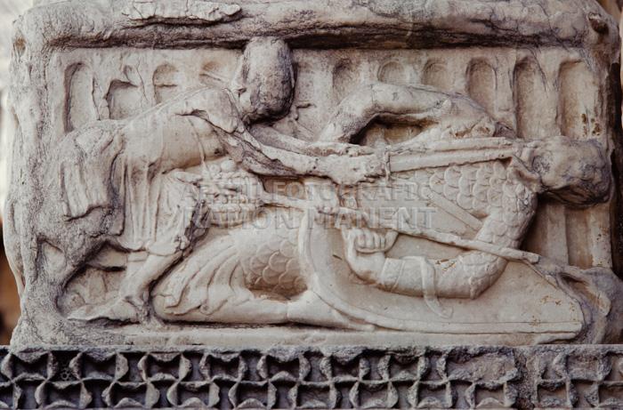 ST GILLES DU GARD S XII 
SANT JAUME EL MAJOR I SANT PAU