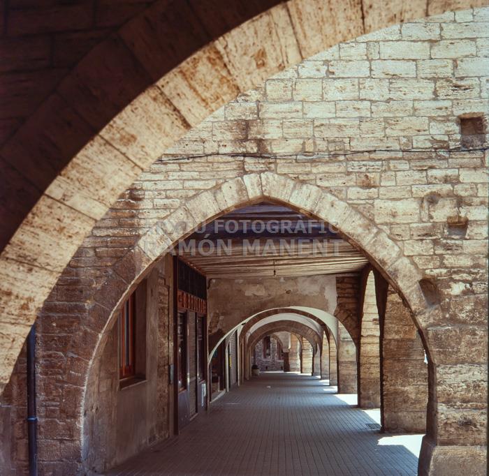 PORXADA PLAÇA DE BANYOLES