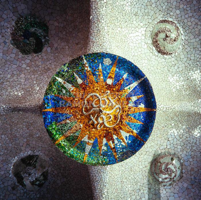 PARC GÜELL SALA HIPÒSTILA