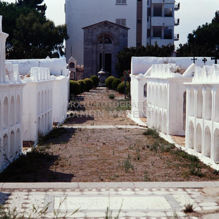 CEMENTIRI MARINER DE L`ESCALA