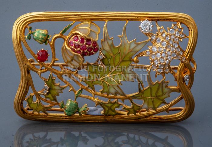 FERMALL AMB MOTIUS FLORALS 
C P