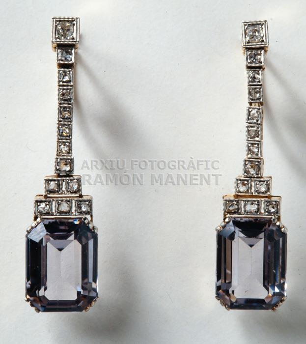 ARRECADES AMB BRILLANTS AIGUAMARINES LLUIS MASRIERA 
C P