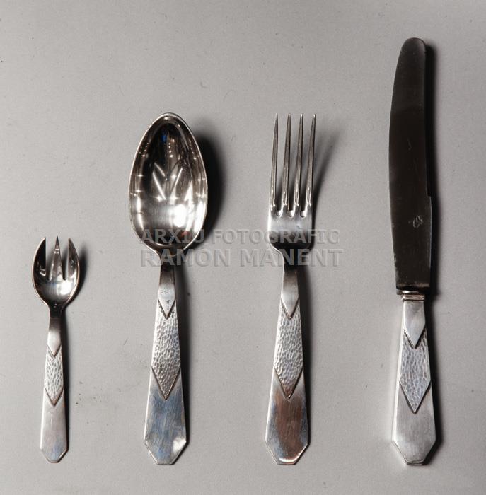 SERVEI DE COBERTS ART DECÓ LLUIS MASRIERA 
C P