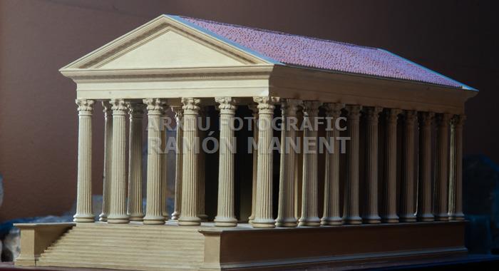 MAQUETA TEMPLE AUGUST BARCELON 
M A C