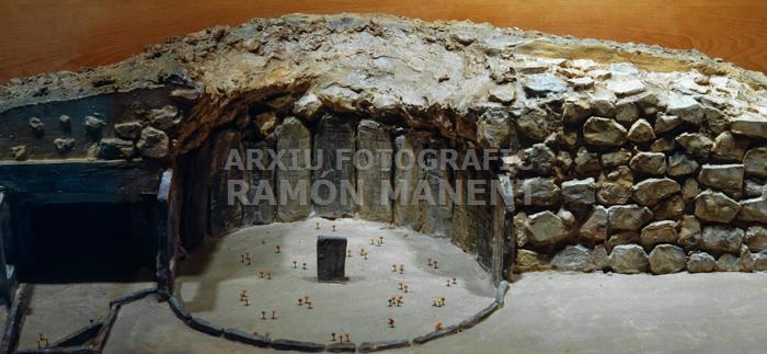 TOMBA DE LOS MILLARES ALMERIA MAQUETA 
M A C