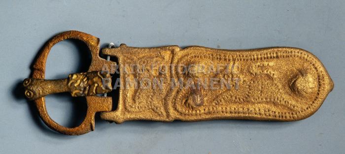 SIVELLA VISIGÒTICA PROCEDENT DE PUIG ROM ROSES 
M A C (GIRONA)