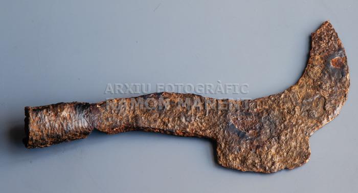 PODALL PROCEDENT DEL JACIMENT DE VILACLARA S VII 
MUSEU COMARCAL ANOIA