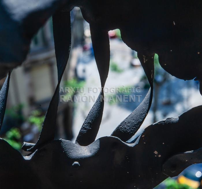 CASA MILÀ -LA PEDRERA-DETALL FORJAT BALCONS