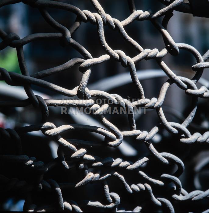 CASA MILÀ -LA PEDRERA-DETALL FORJAT BALCONS
