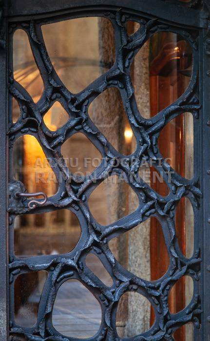 LA PEDRERA PORTA C/ PROVENÇA