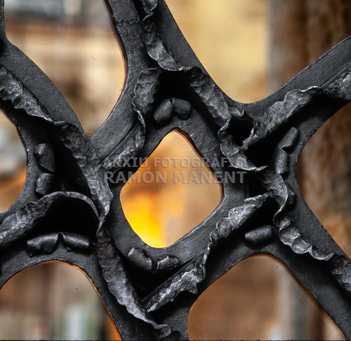 LA PEDRERA PORTA C/ PROVENÇA