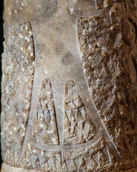 LA PEDRERA DETALL COLUMNA PIS PRICIPAL