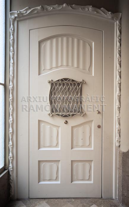 LA PEDRERA PORTEA INTERIOR