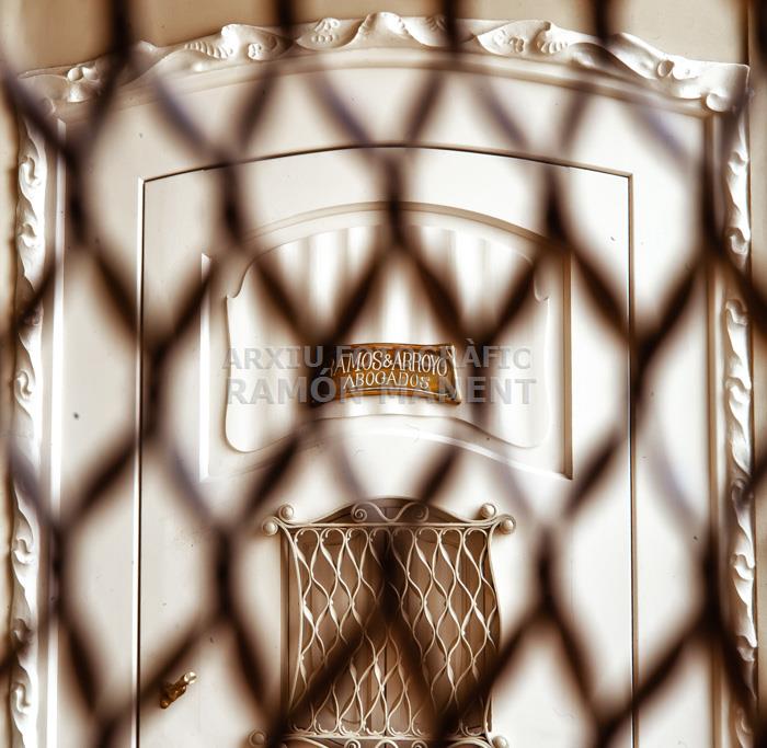 LA PEDRERA ESPIELL PORTA