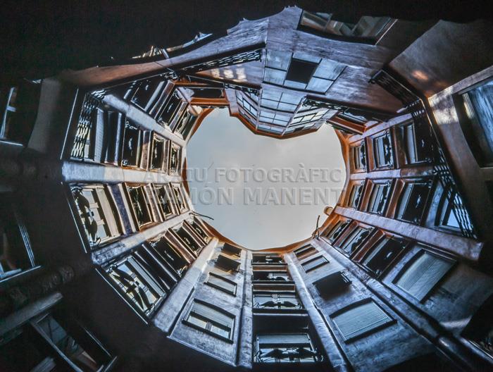 LAPEDRERA PATI PASSEIG DE GRÀCIA