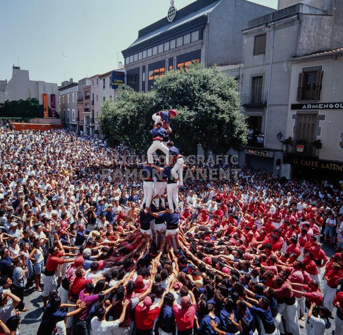 CASTELLERS PRESENTACIÓ COLLA CAPSGROSSOS