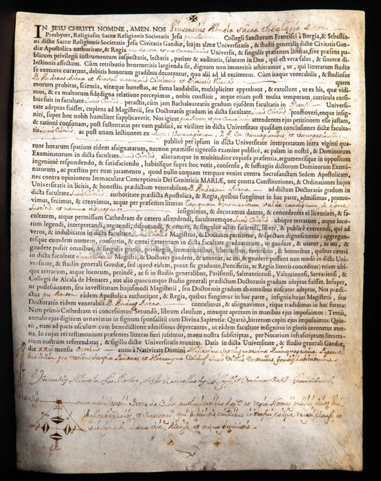 TITOL UNIVERSITARI 
BIBLIOTECA COL LEGI D´ADVOCATS