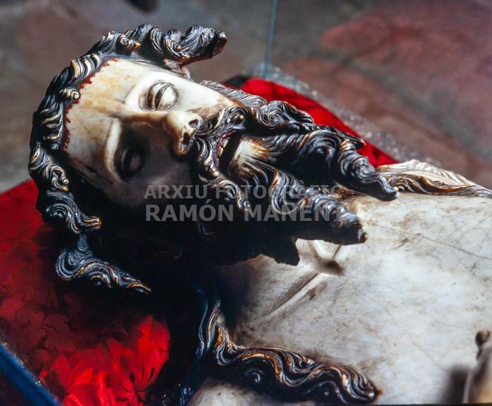 CRIST JACENT MESTRE ALOI XIV GOTIC 
ESGLESIA DE SANT FELIU