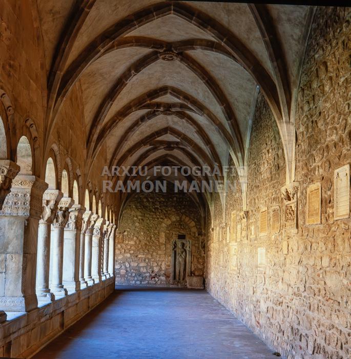 CLAUSTRE CATEDRAL D´ELNA S XII