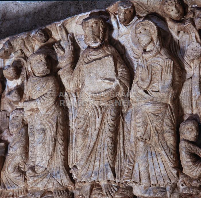 TIMPA ESGLESIA CABESTANY S XII DETALL