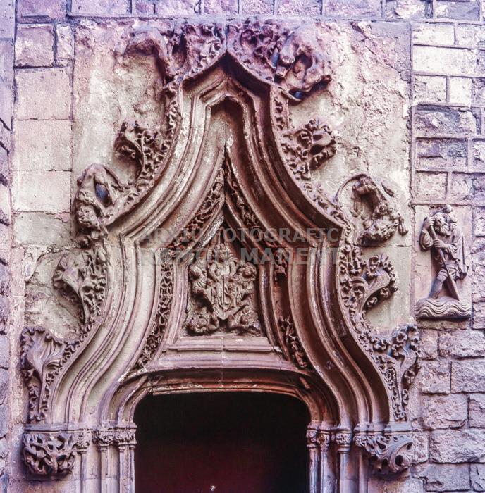PALAU AGUILAR PORTA ESCALA XV