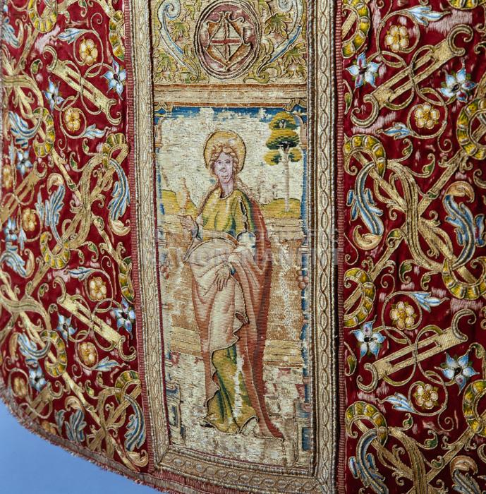 CASULLA GENERALITAT S XVI PROC CAPELLA DE SANT JORDI 
MUSEU DE LA INDUMENTARIA