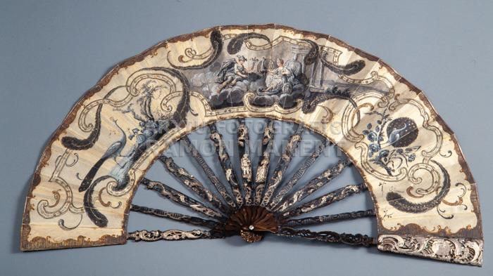 VENTALL DE DOL S XVIII 
MUSEU DE LA INDUMENTARIA