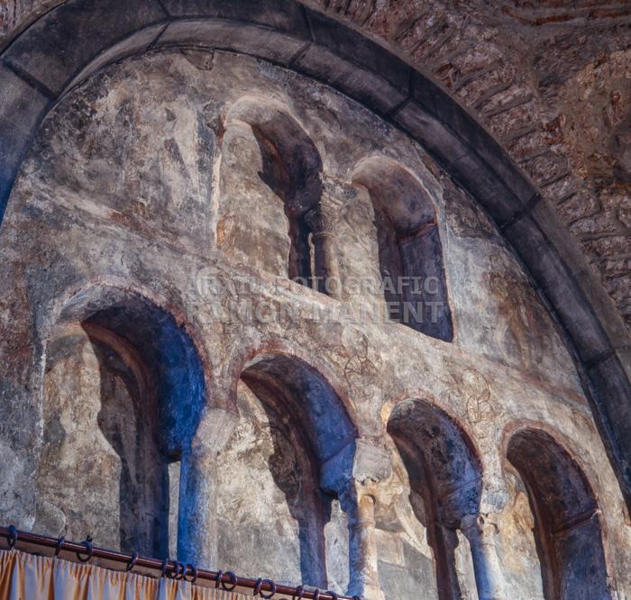 MUR RETAULE ESGLESIA DE ST PERE D´EGARA