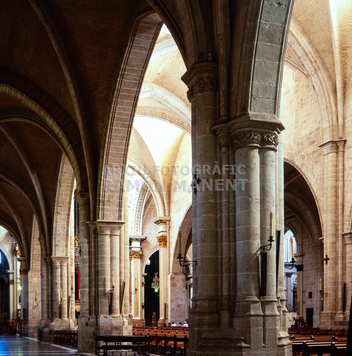 CATEDRAL DE VALENCIA 
INERIOR NAUS