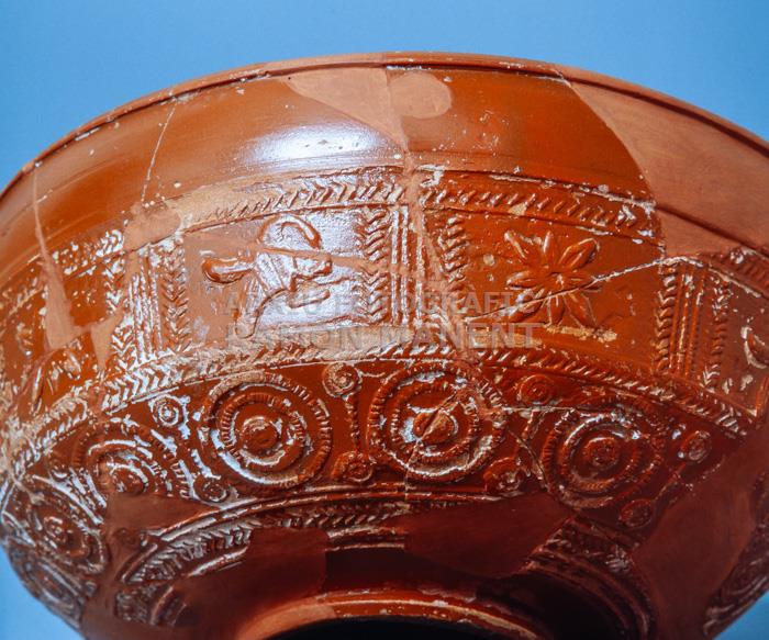 BOL ROMA DE CERAMICA TORRE LLAUDER TALLERS DE HISPANIA 
MUSEU DE MATARO