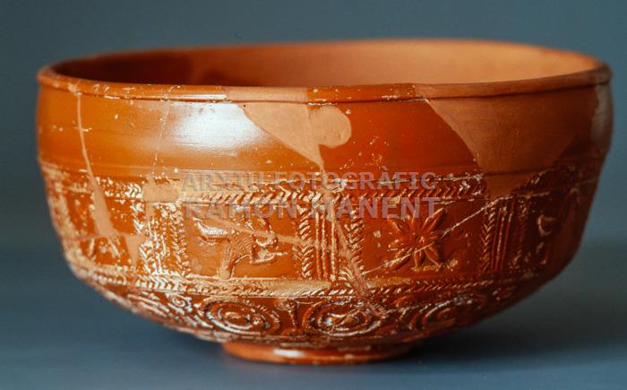 BOL ROMA DE CERAMICA TORRE LLAUDER TALLERS DE HISPANIA 
MUSEU DE MATARO