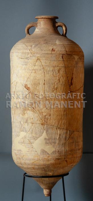 AMFORA D´OLI AFRICANA PROCEDENT DE LES PIQUES MATARO 
MUSEU DE MATARO