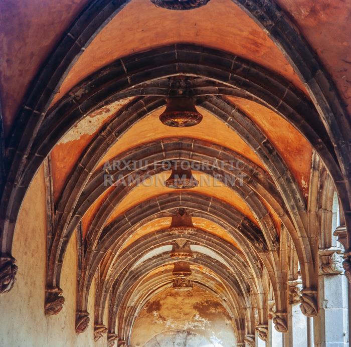 ST JERONI DE LA MURTRA S XV MONESTIR CLAUSTRE