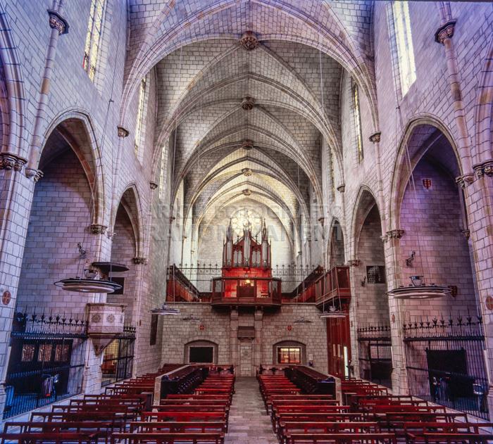 MONESTIR DE PEDRALBES INTERIOR ESGLESIA